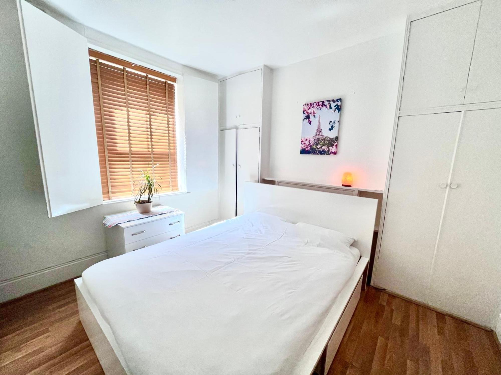 One Bedroom Flat Nine Elms Sw8 Apartment