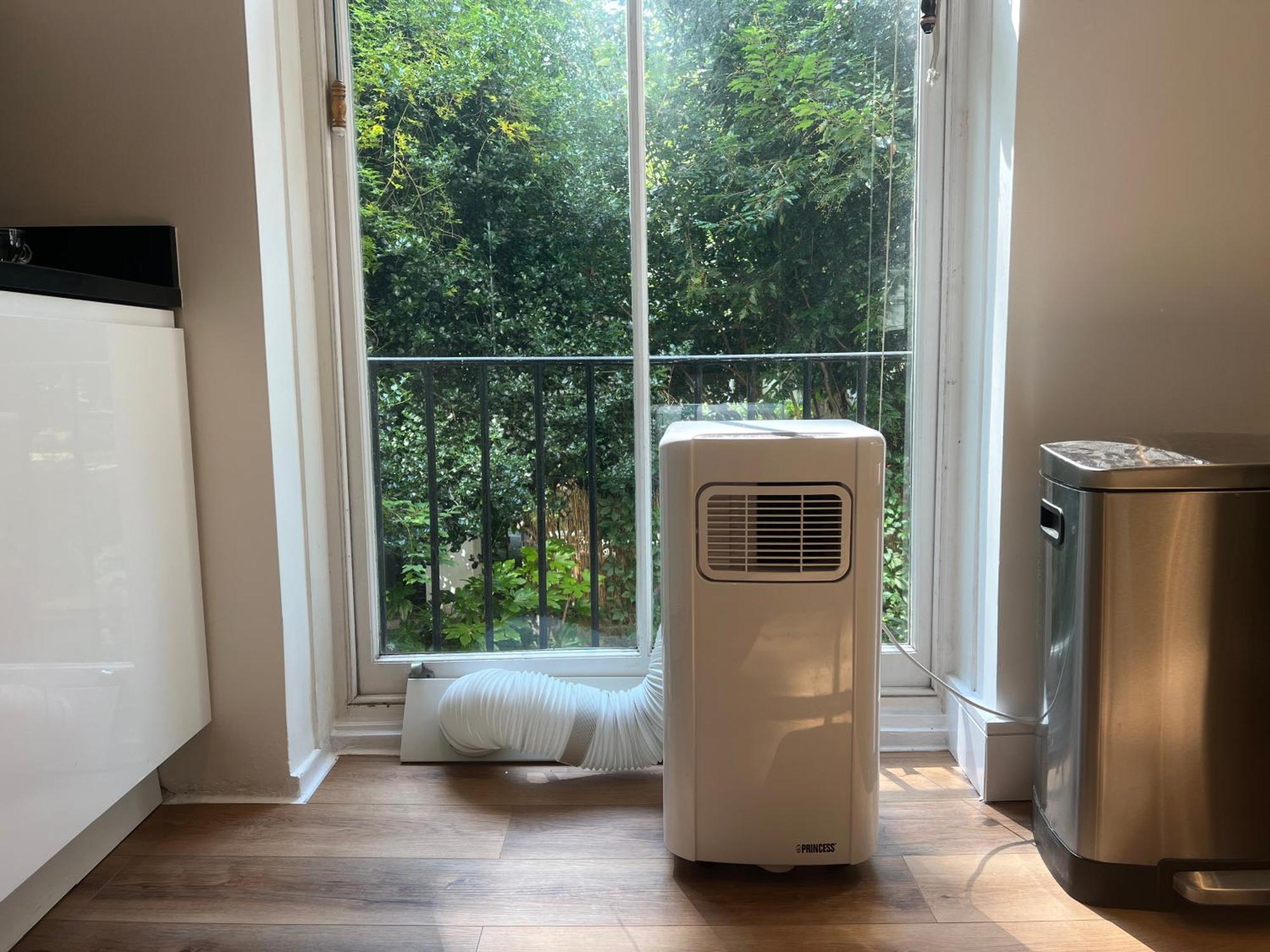 3.5 High Ceilings - Centrally Located London