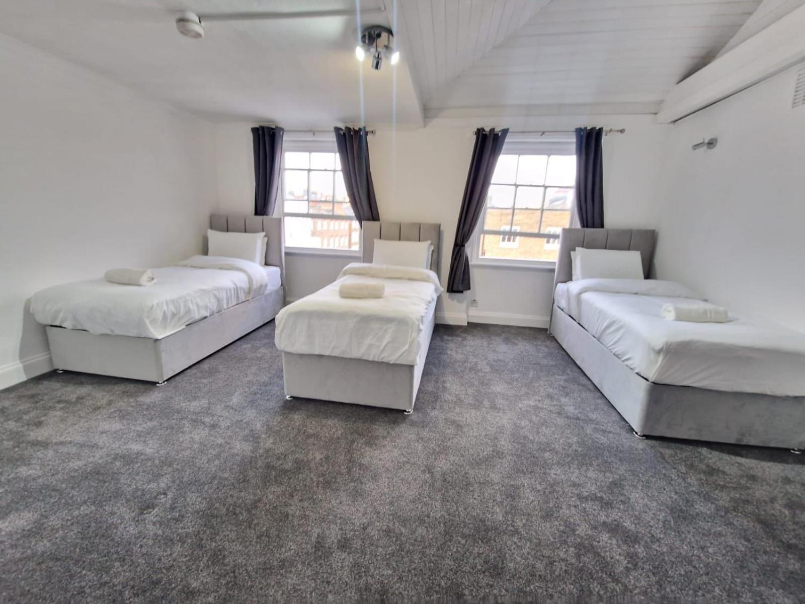 Apartamento Baker Street Residences