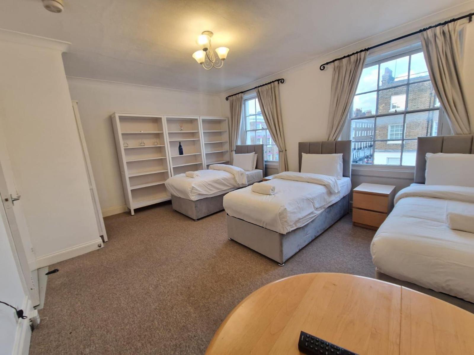 Baker Street Residences Apartamento
