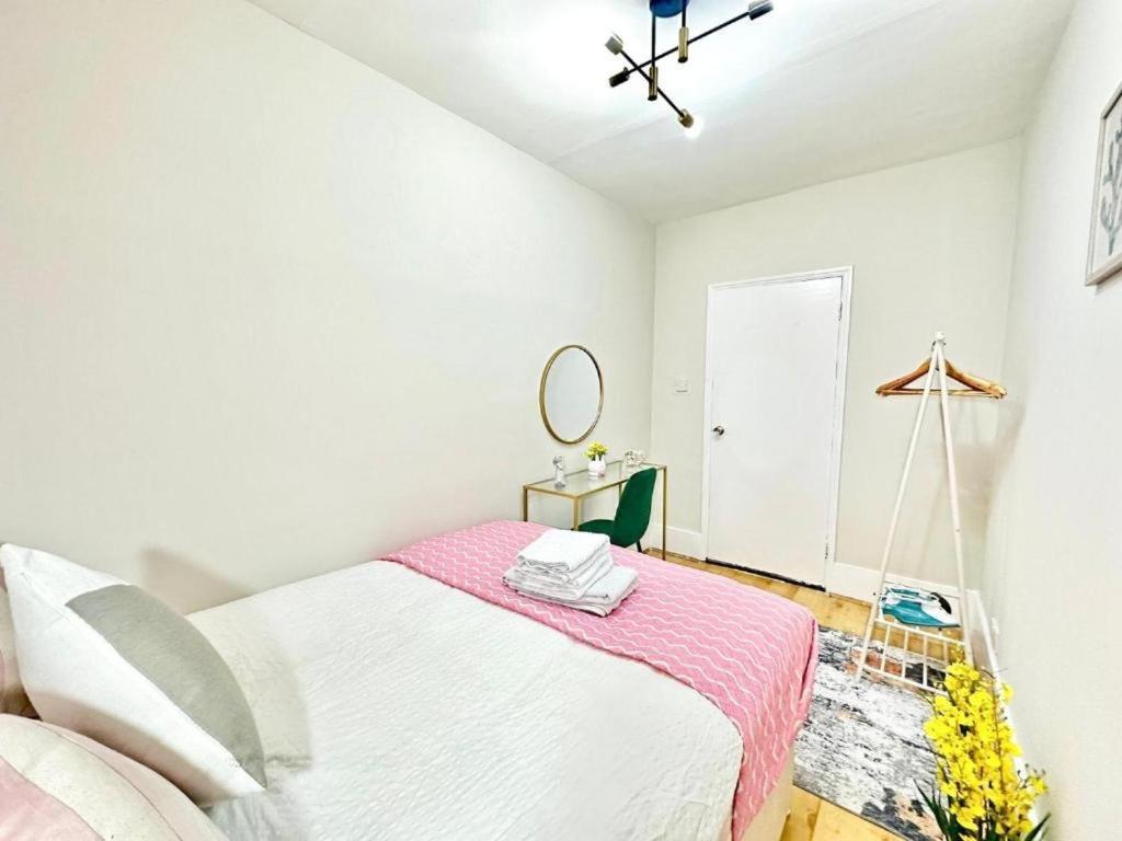 Appartement Beautiful Two Bedroom Queensway *