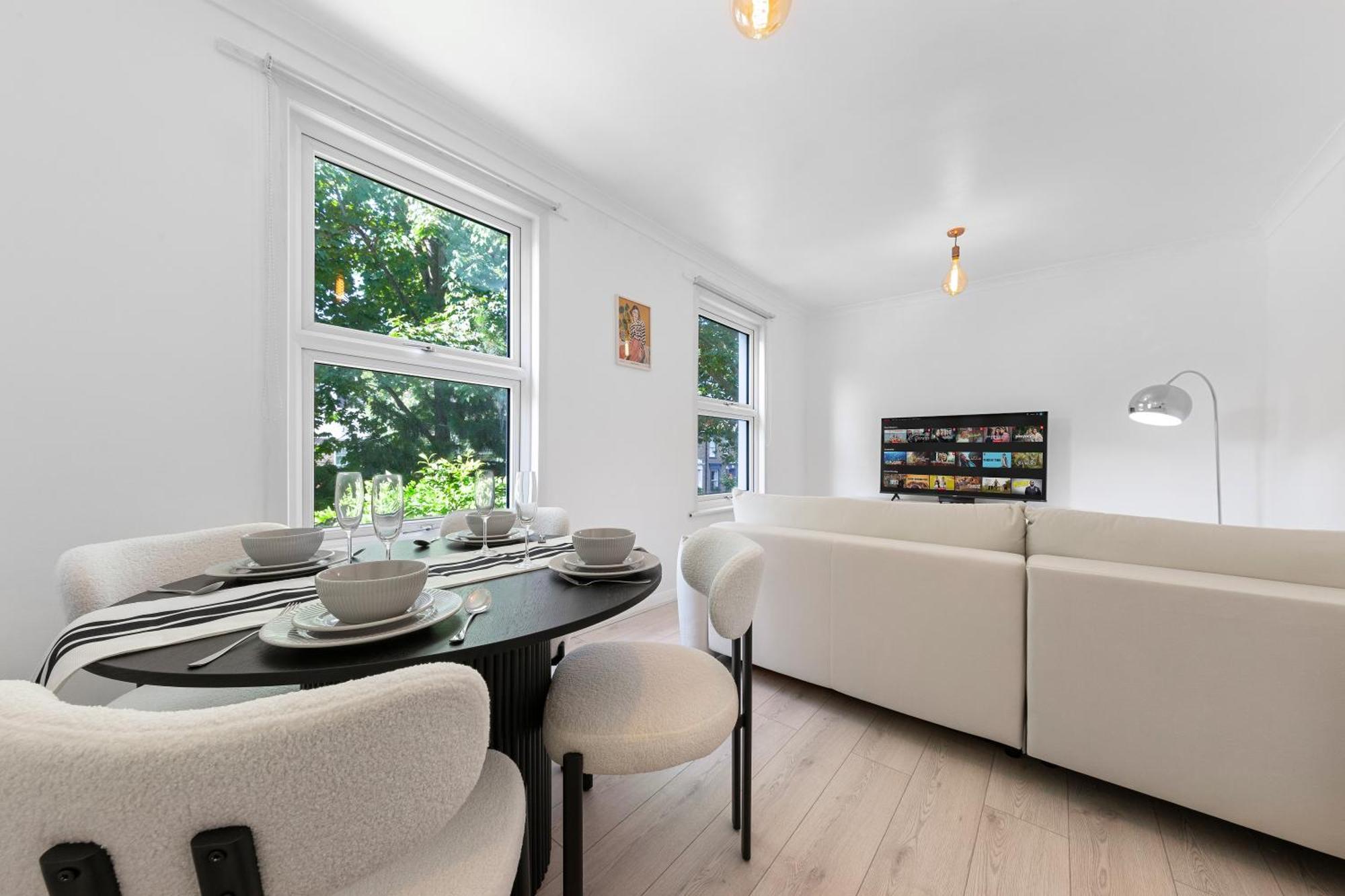 Stylish Flat Near Tower Bridge & Bridge