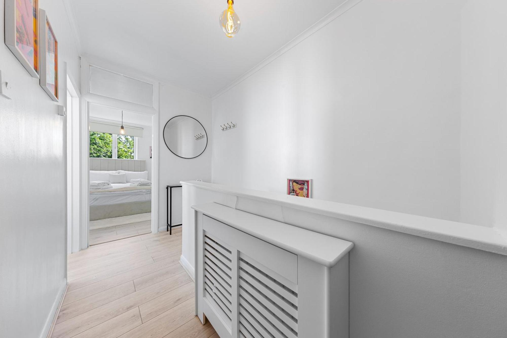 Stylish Flat Near Tower Bridge & Bridge *