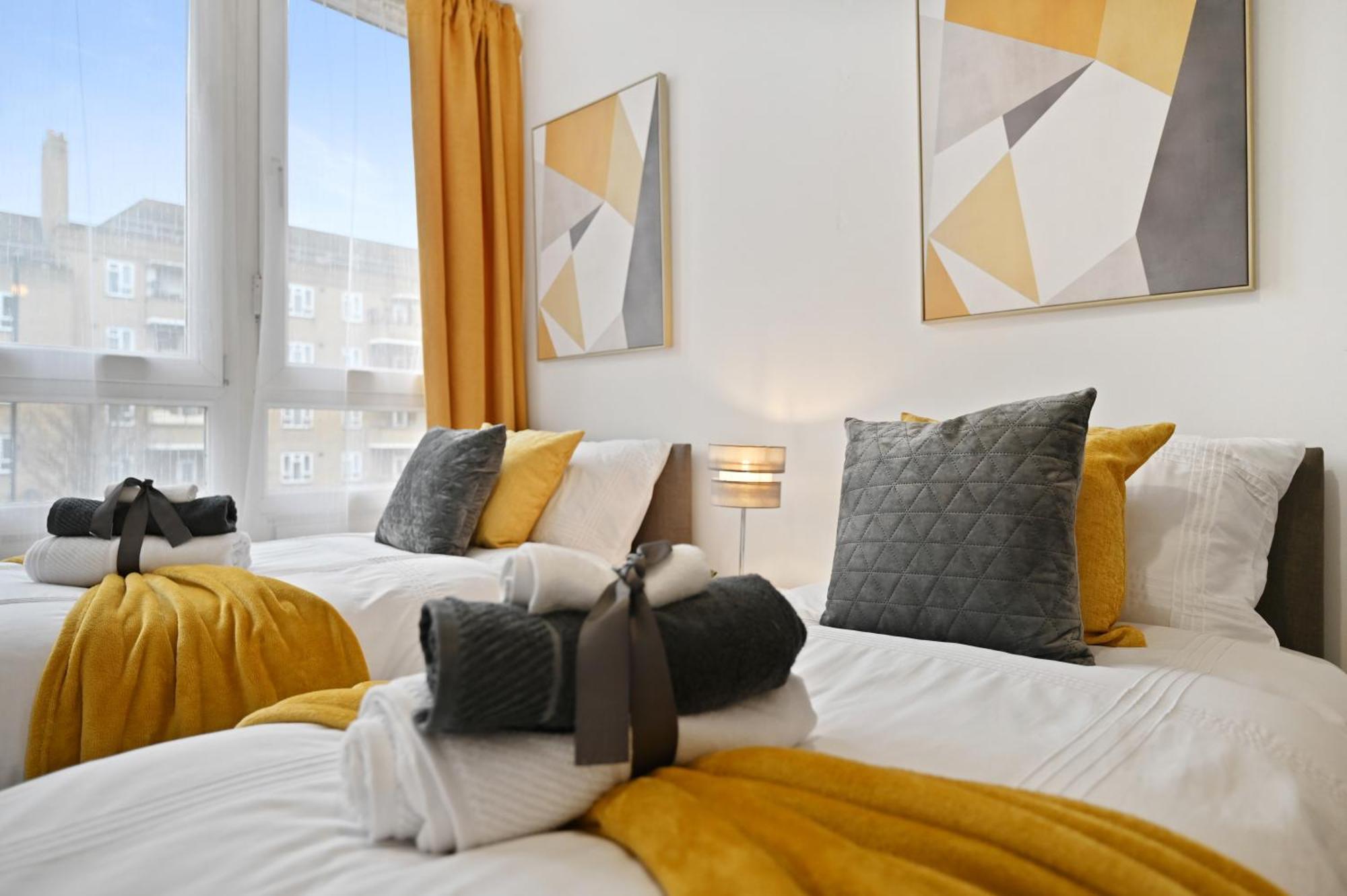 Chic 2-bed Flat With Workspace, Balcony, Parking * Londres