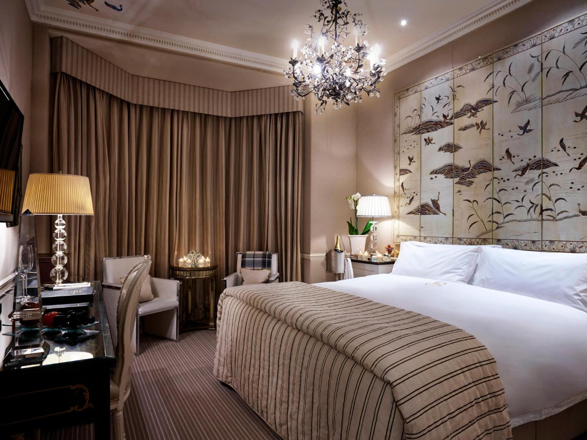 Egerton House Hotel 5*