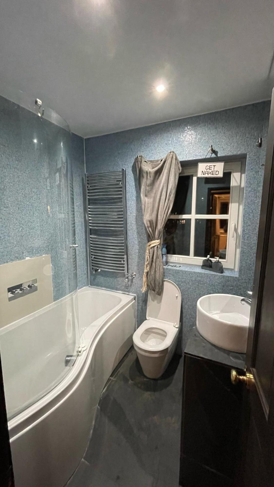 Apartamento Stepney Gated Area With Parking & Garden *