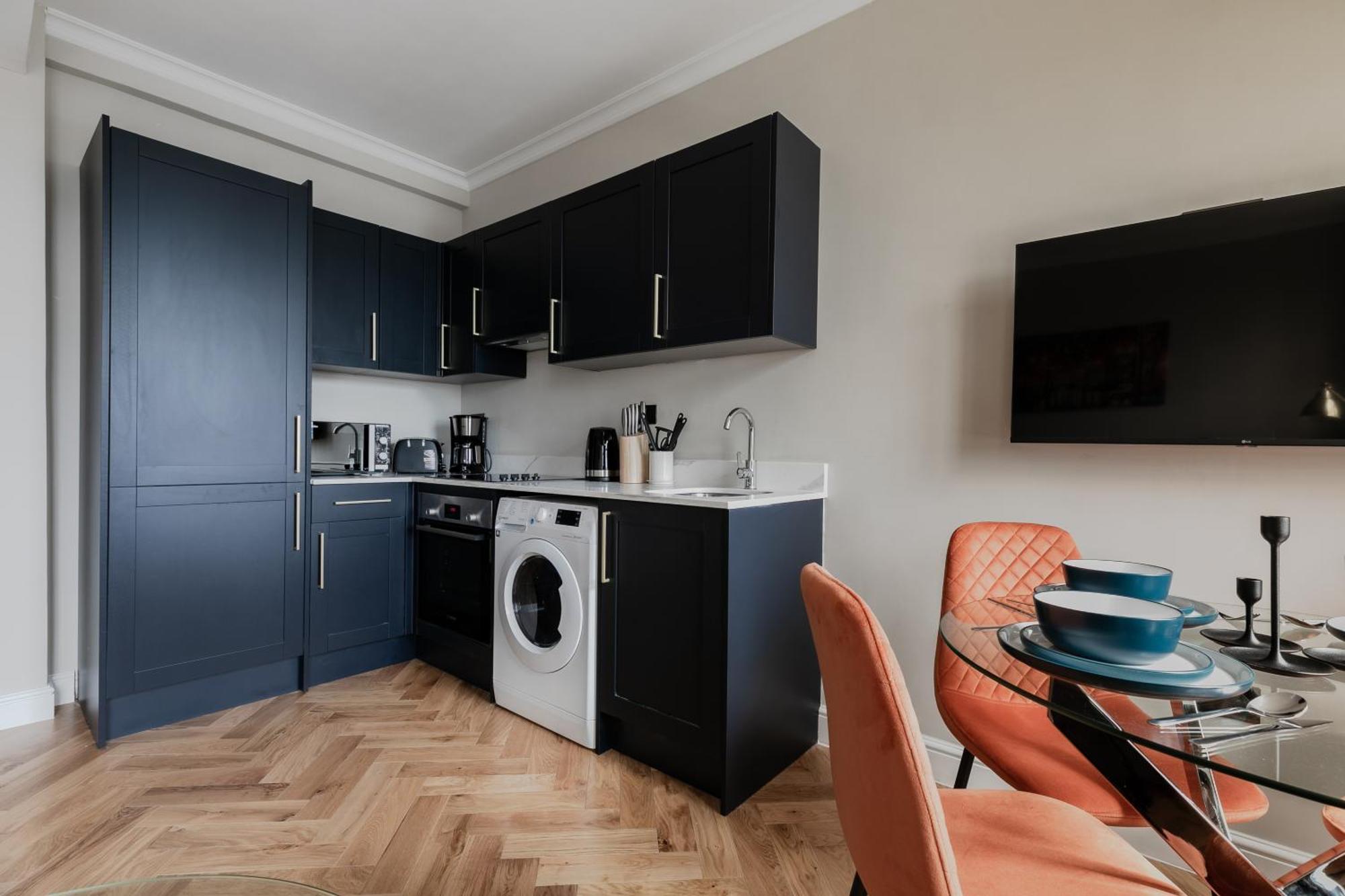 Bright Near Marble Arch And Hyde Park *