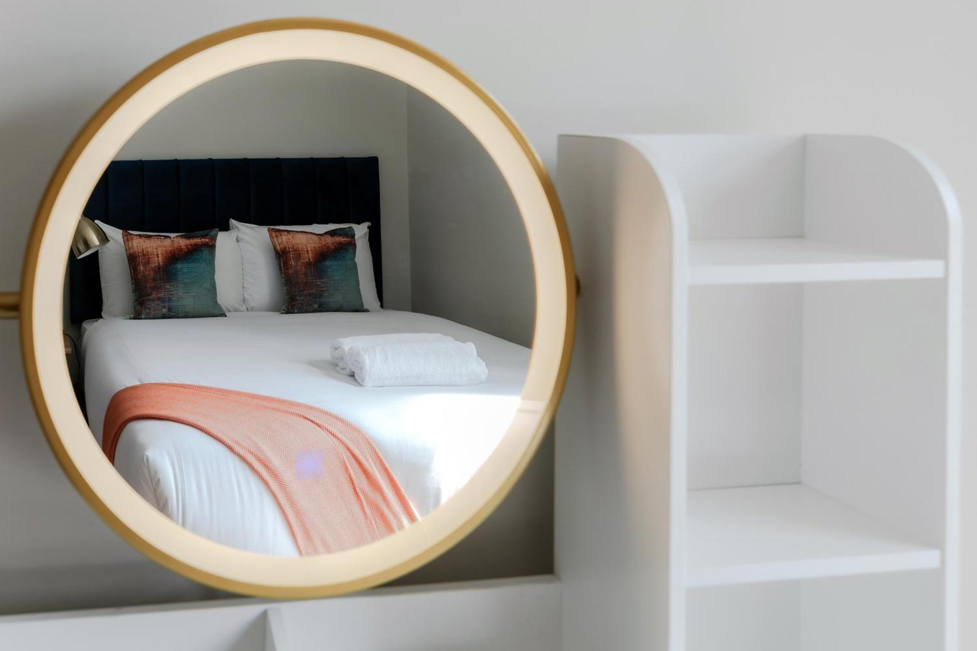 Bright Near Marble Arch And Hyde Park *