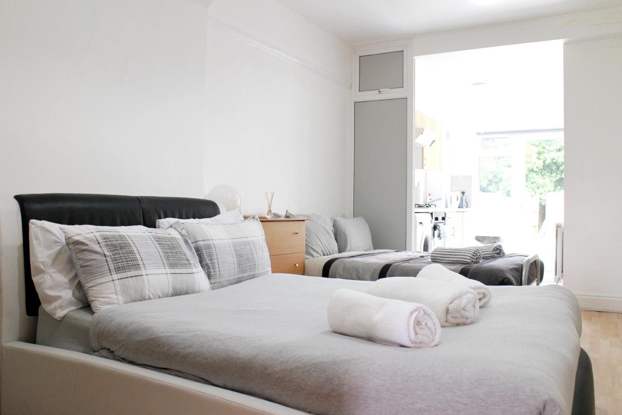 Apartamento Large Garden Flat On Golders Road *