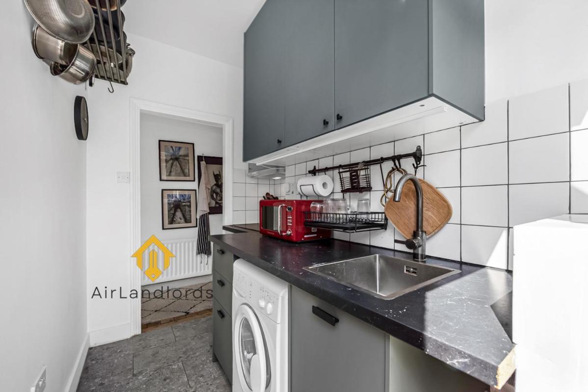 Unique 2 Bedroom Flat In Heart Of Walthamstow * Londres