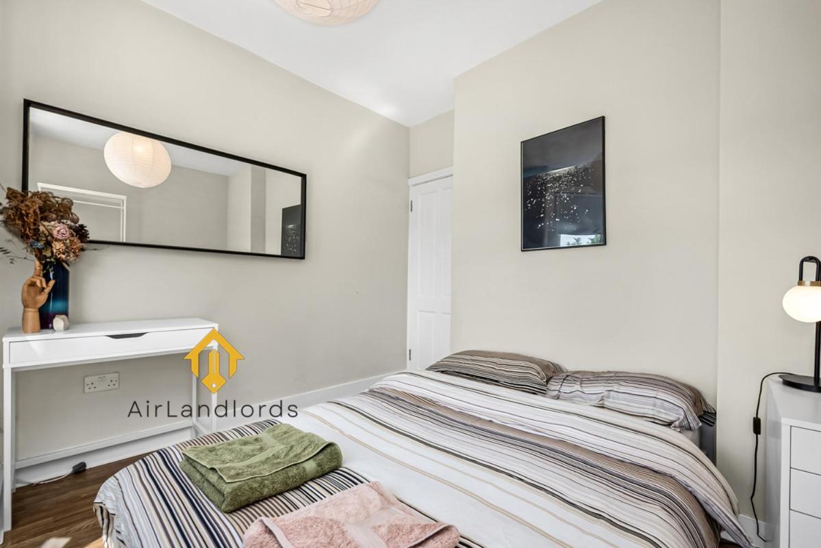 Unique 2 Bedroom Flat In Heart Of Walthamstow