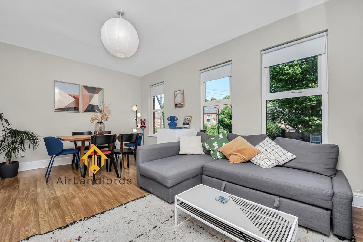 Appartement Unique 2 Bedroom Flat In Heart Of Walthamstow
