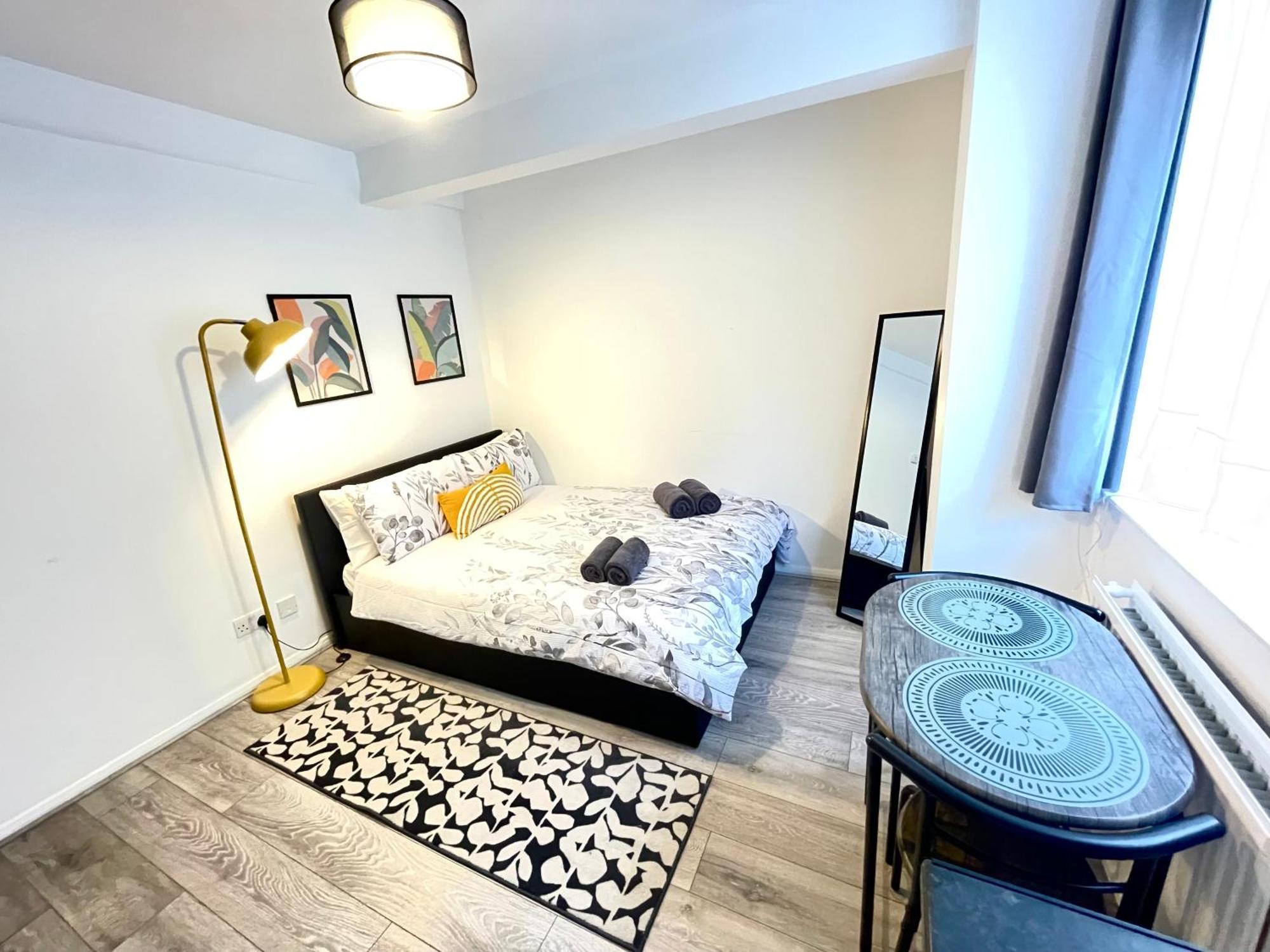 Spacious - South Kensington - Harrods * Londen