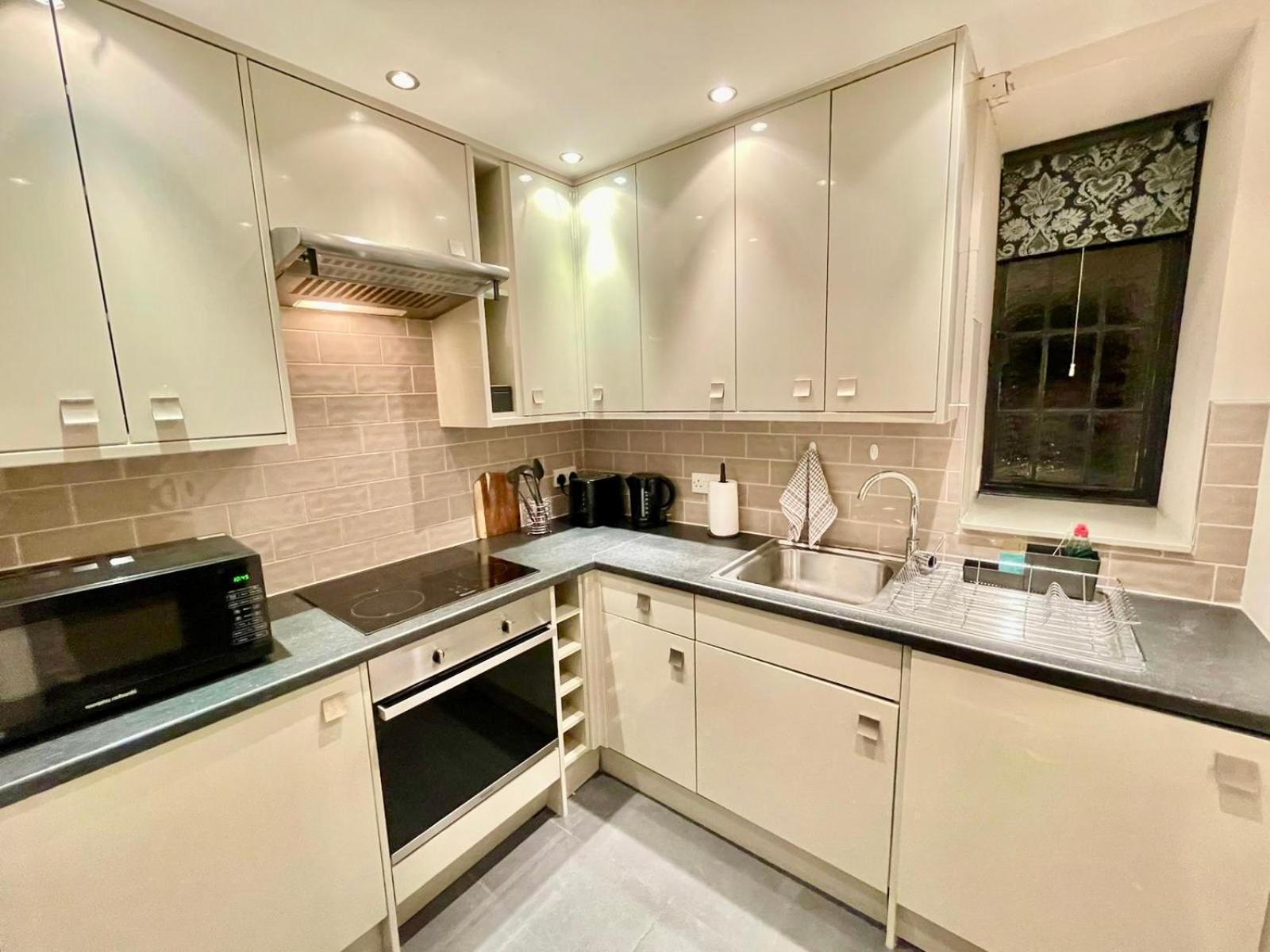 Lovely Studio, 5 Mins To Big Ben, Apartment *