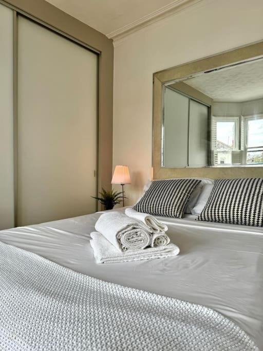 Lovely Fulham 2 Bed Apartamento Londres