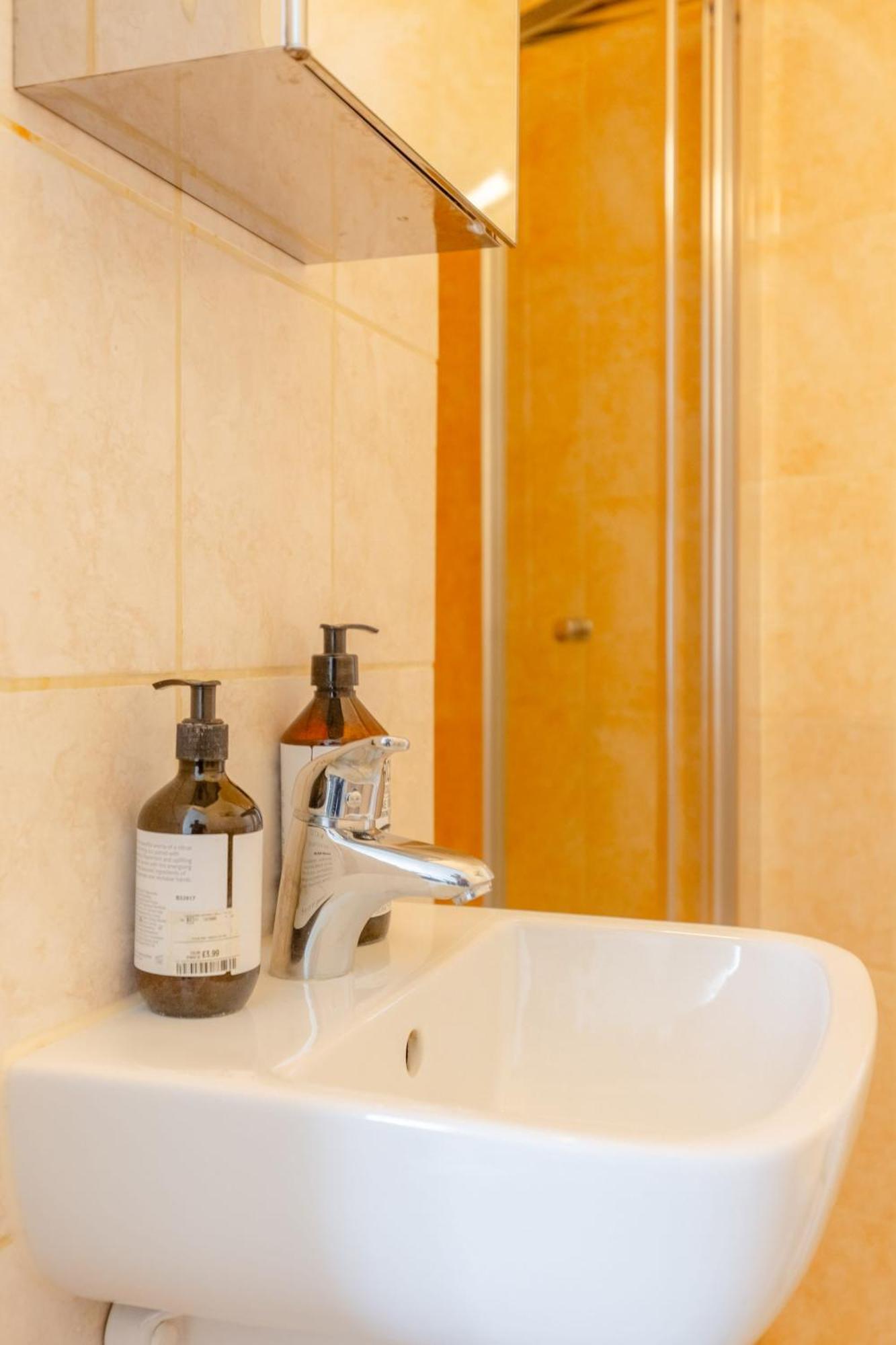 Apartamento Modern 2bd Flat 5 Mins From Regent's Park