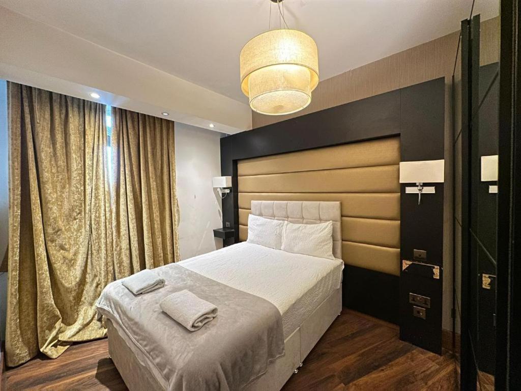 Two Bedroom Near Oxford Street * Londres