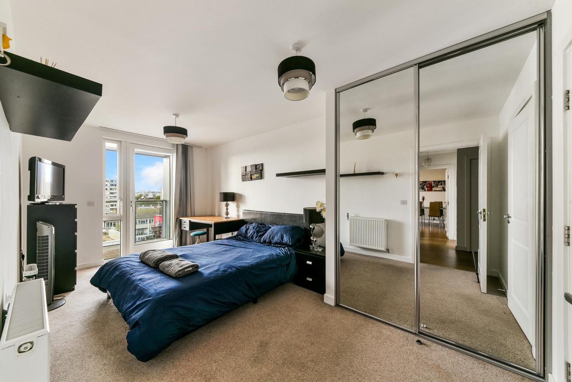 Stunning 2 Bed 2 Bath In Canary Wharf Appartement *