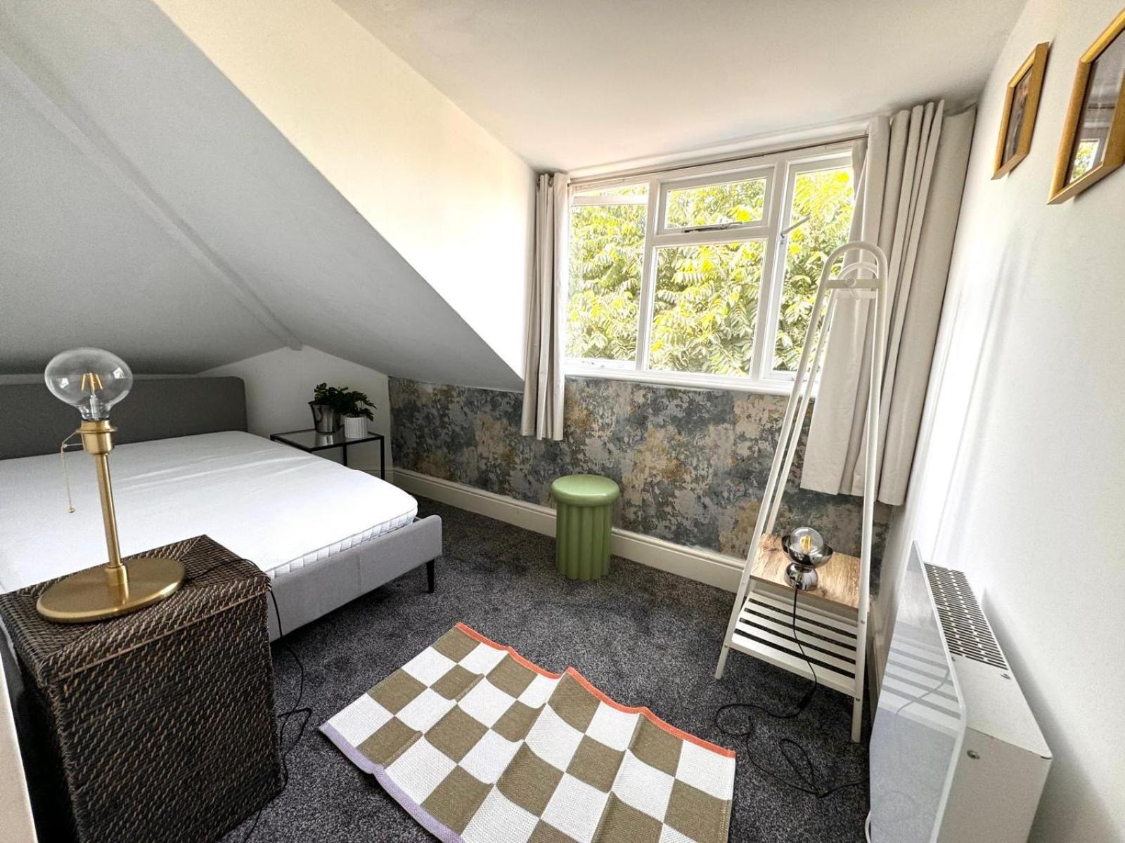 Stylish Floor Flat In The Heart Of Camden! Apartment London