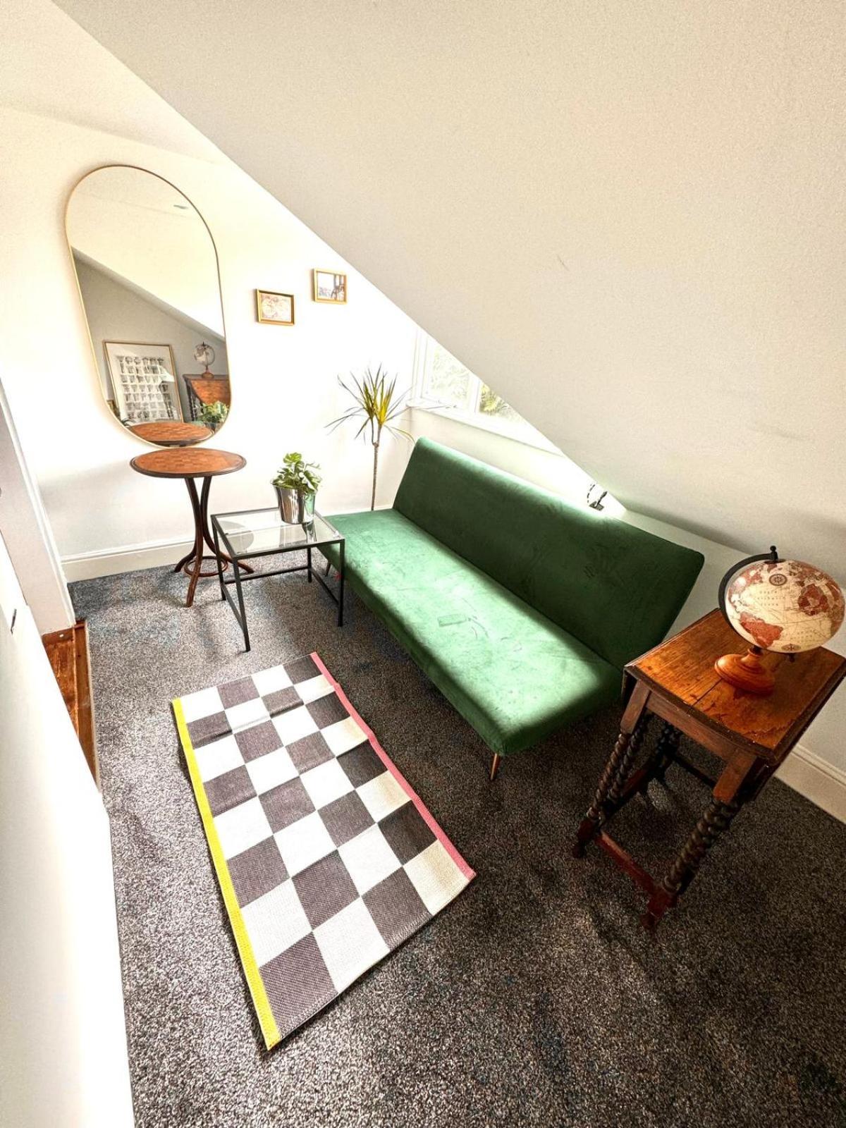 Stylish Floor Flat In The Heart Of Camden! Apartment London