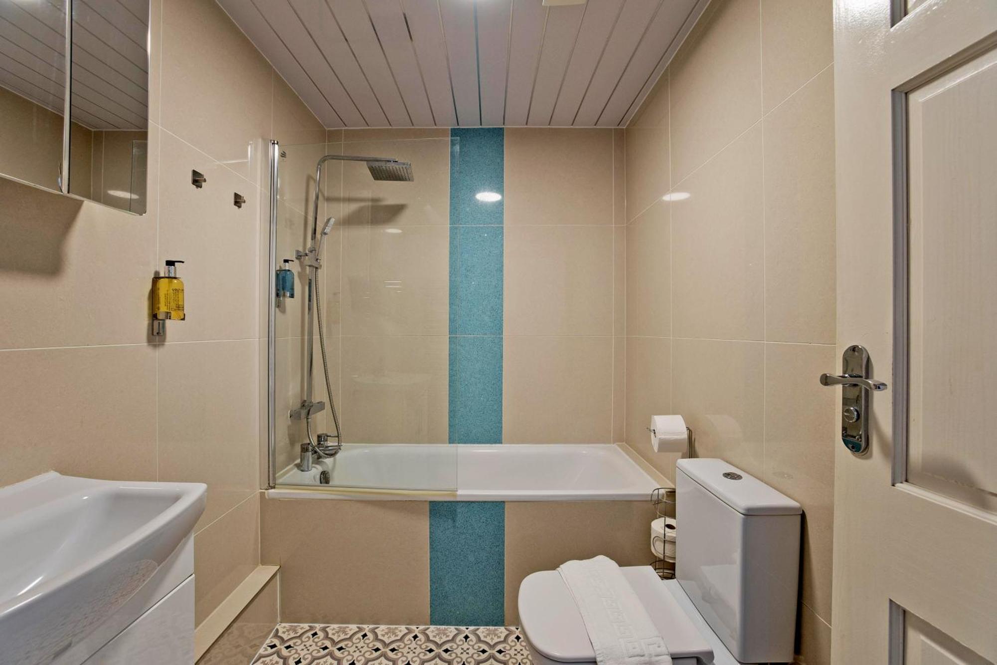 Imperial Balfe Street Apartment