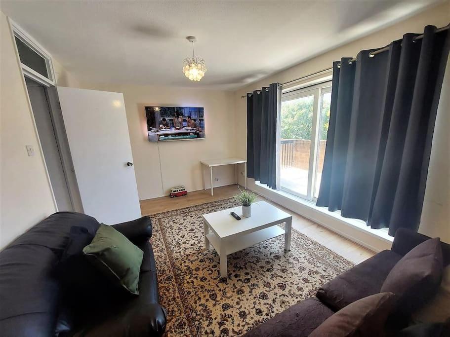 Hébergement de vacances Zone 2, Spacious 3 Bedroom House Londres