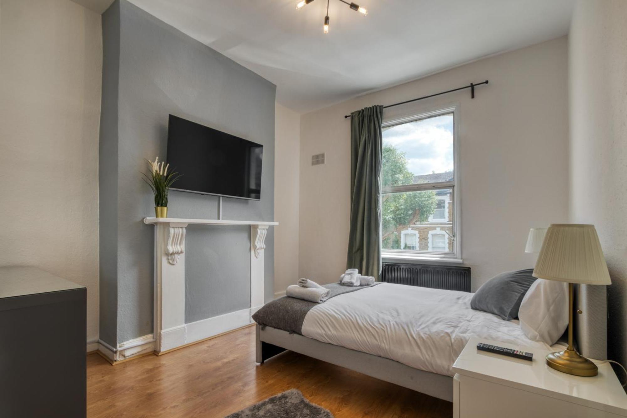 4 Bedroom Dalston Appartement *