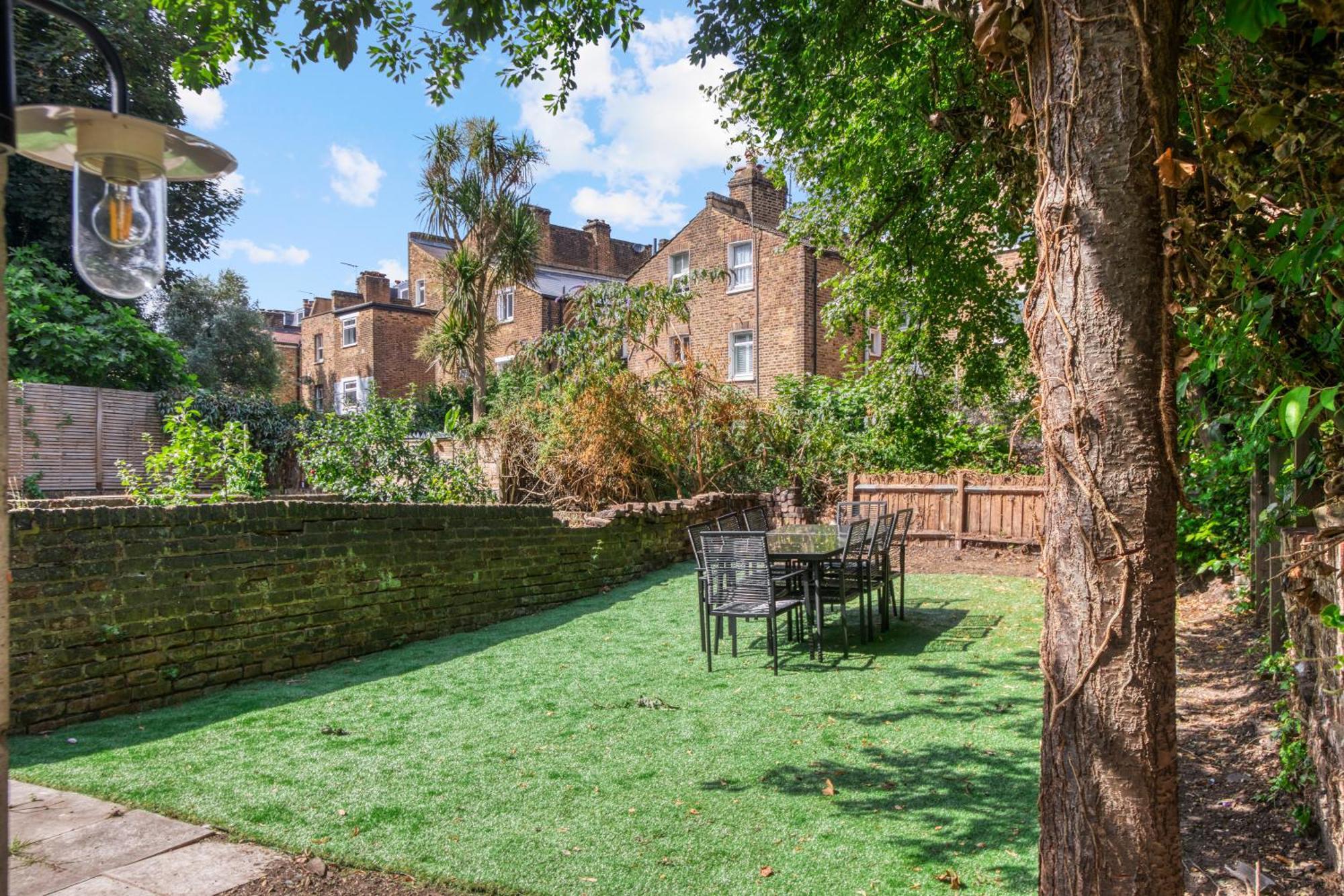 4 Bedroom Dalston Appartement *