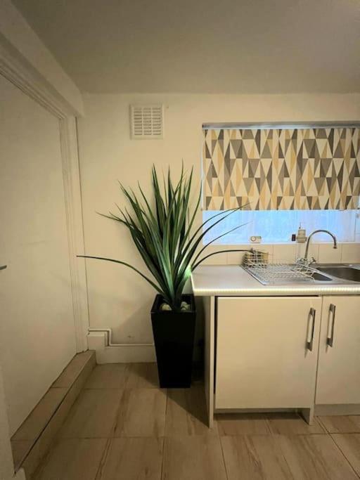 Oasis Stunning 1 Bed In Battersea * Londres