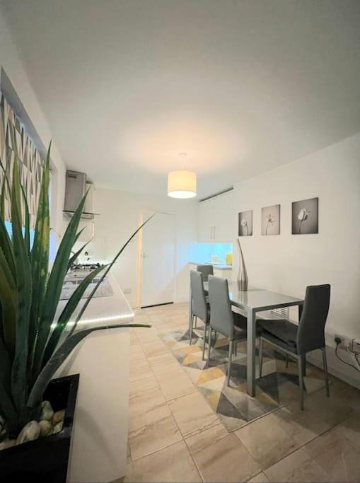 Oasis Stunning 1 Bed In Battersea Apartamento *