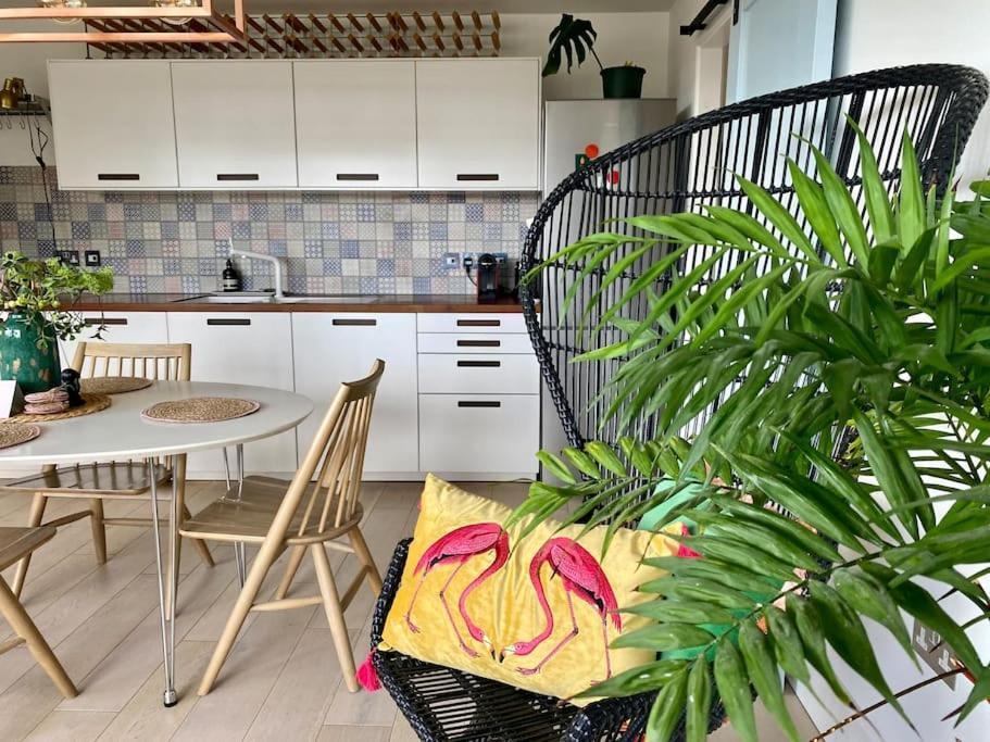 Urban Rainforeast, By Brick Lane E1, Family Friendly