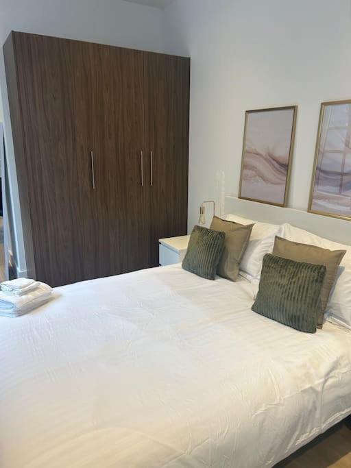 Stylish Spacious Studio, London- Zone 1 Appartement *