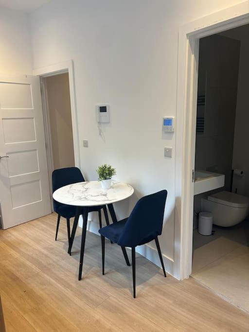 Appartement Stylish Spacious Studio, London- Zone 1 *