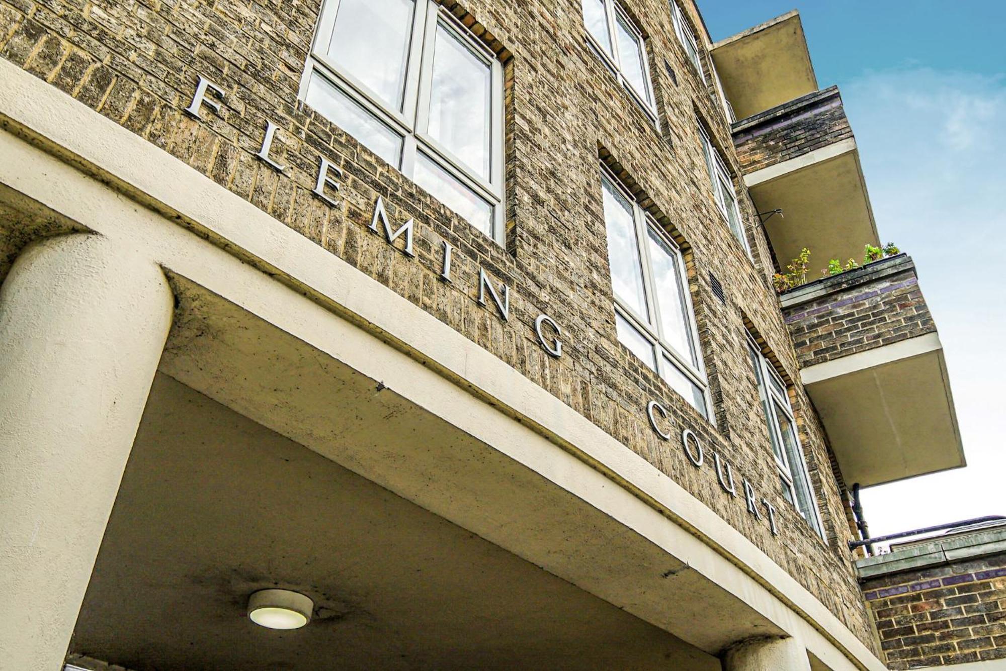 Paddington - 2br With Balcony - Cityapartmentstay * Londen
