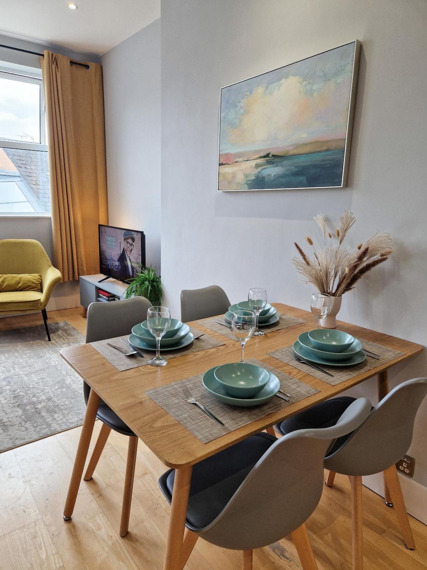 1-bed Apartment, Close To Kensington Olympia With Free Wi-fi & Netflix Appartement Londen
