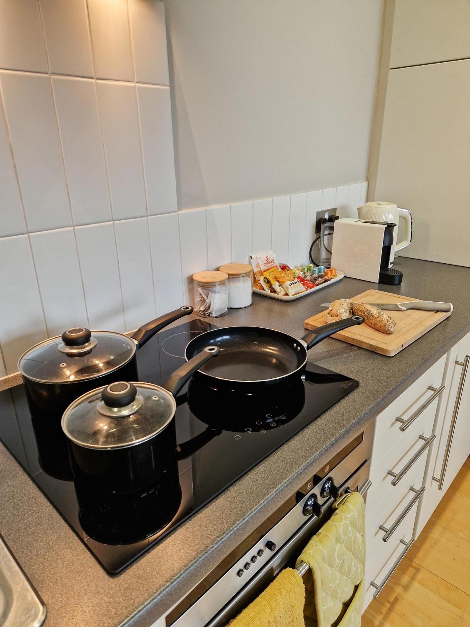 1-bed Apartment, Close To Kensington Olympia With Free Wi-fi & Netflix Appartement