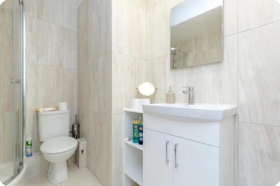 Spacious Double By Batteresa Park - Zone 1 *