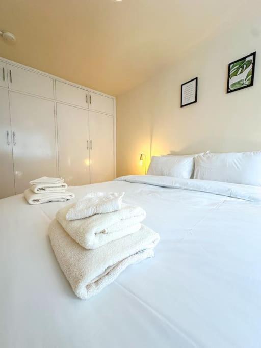 Oasis Split Level Flat In Zone 1 Apartamento *