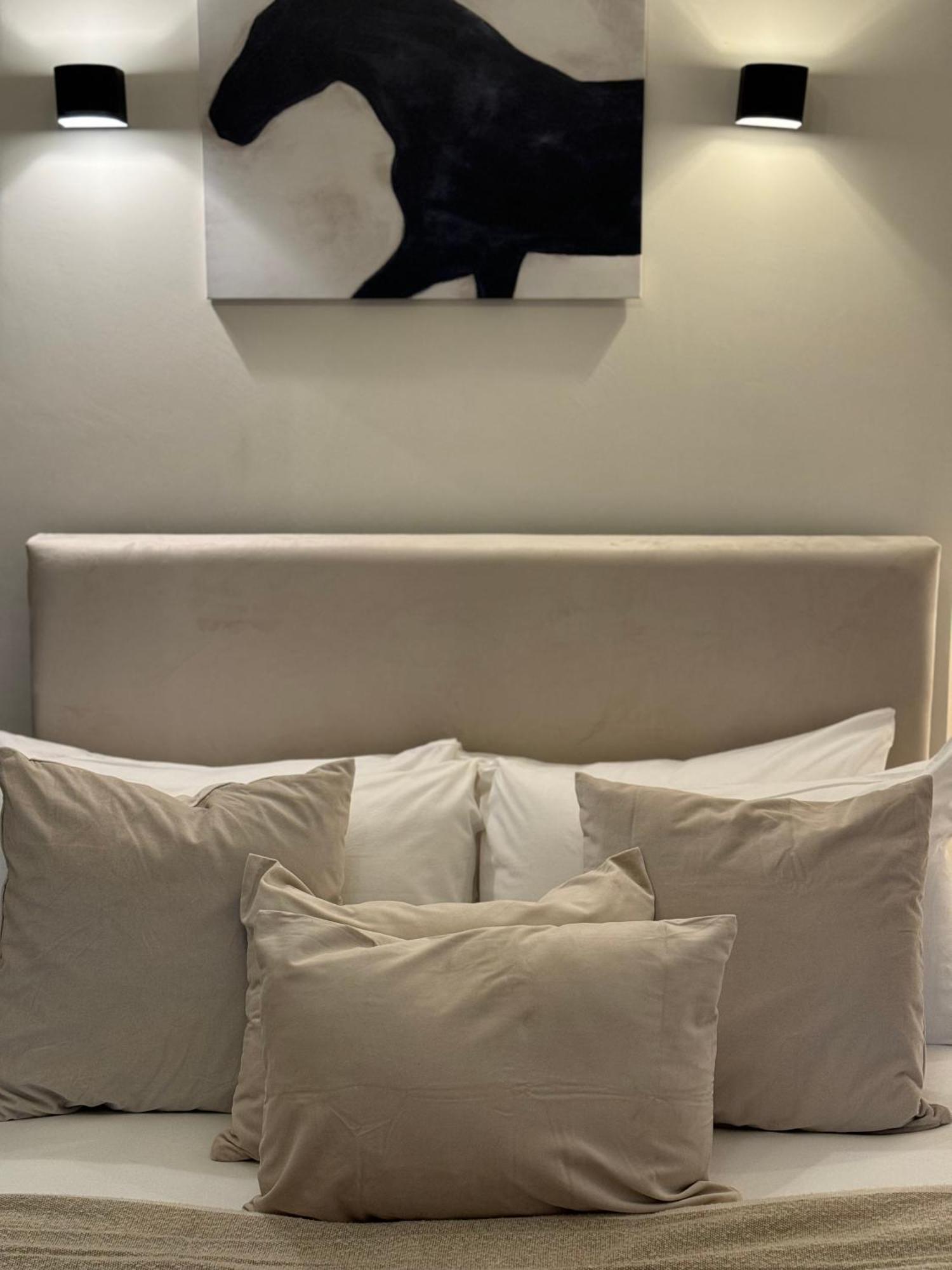 Sutherland Avenue Apartment London