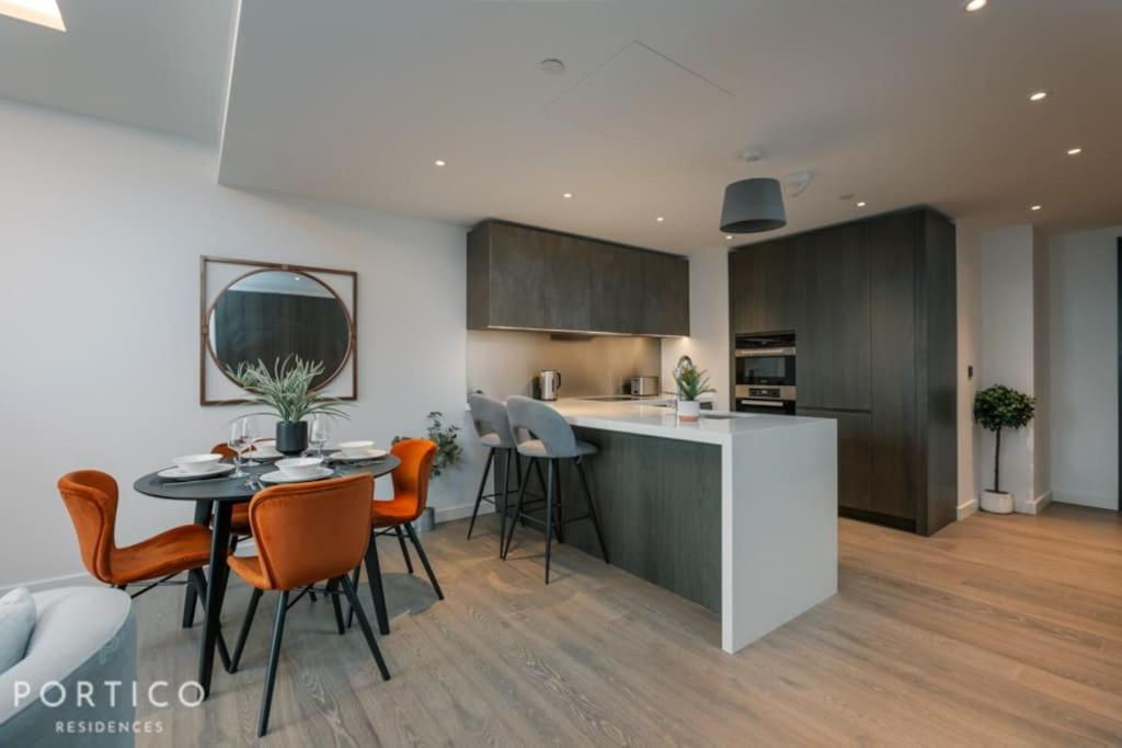 Portico Residences - Beautiful 2 Bed With Pool In Nine Elms * Londres