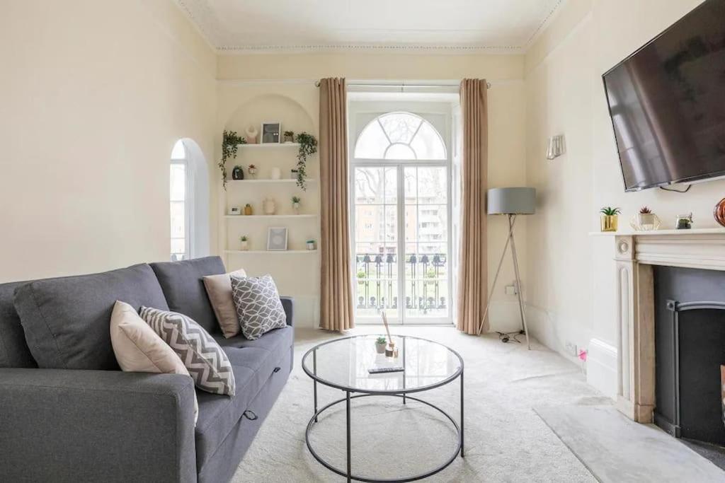 Regent's Square Charming Flat Apartamento