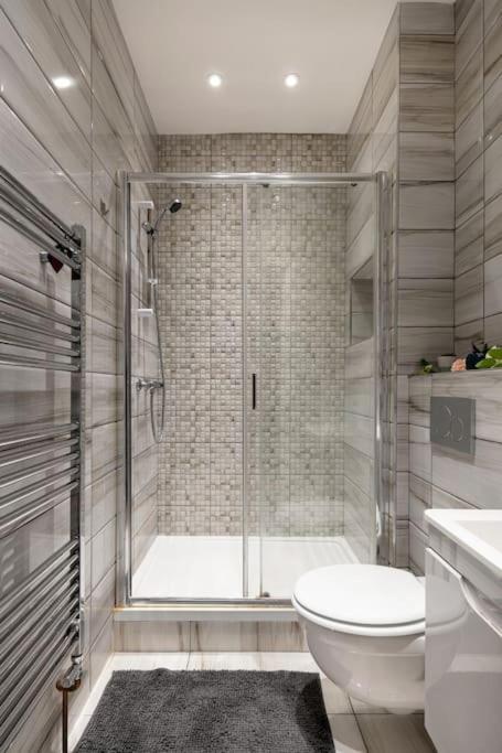 Apartamento Regent's Square Serenity - 5ppl *