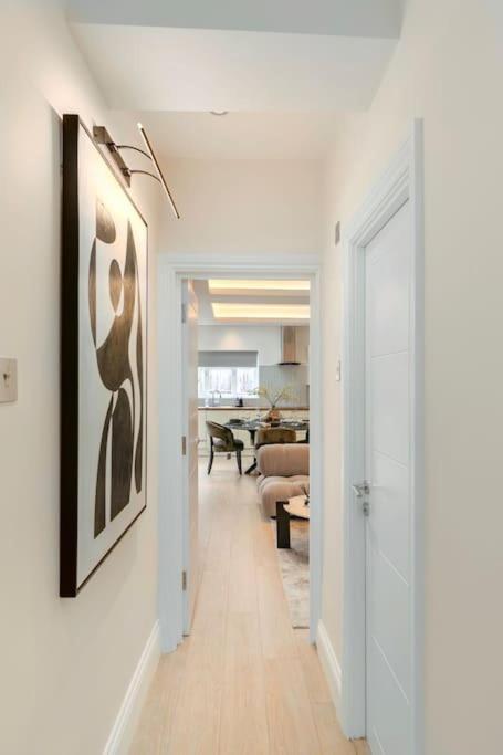 Newly Refurbished Cosy 2 Bed In Wembley * London