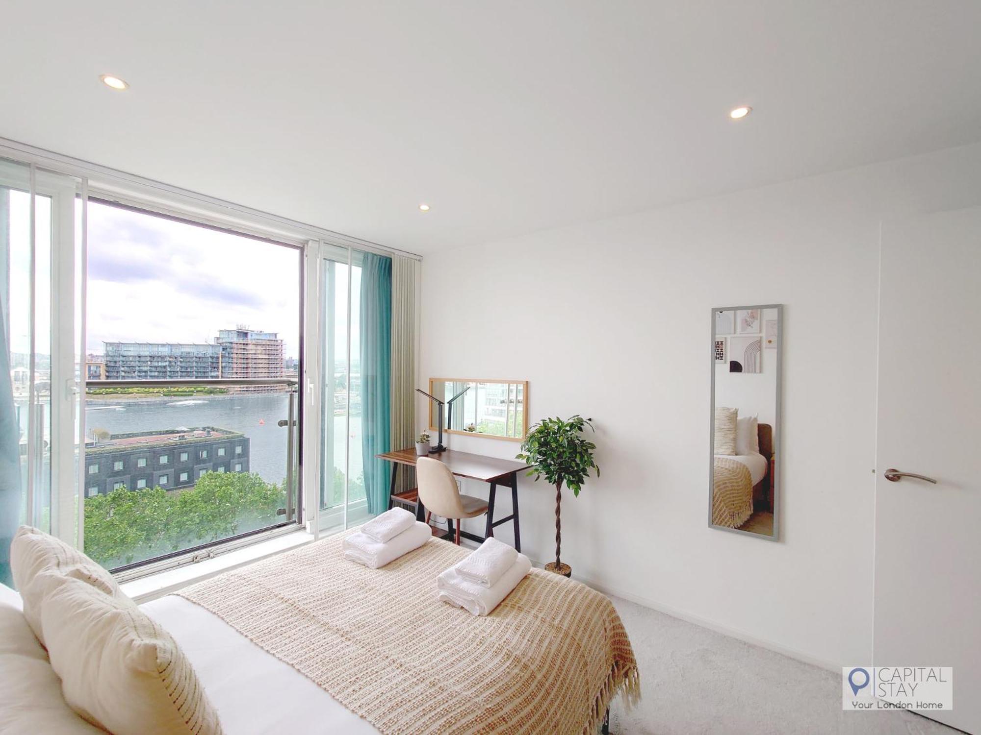 Apartamento Fully Serviced Two Bed With River View Londres