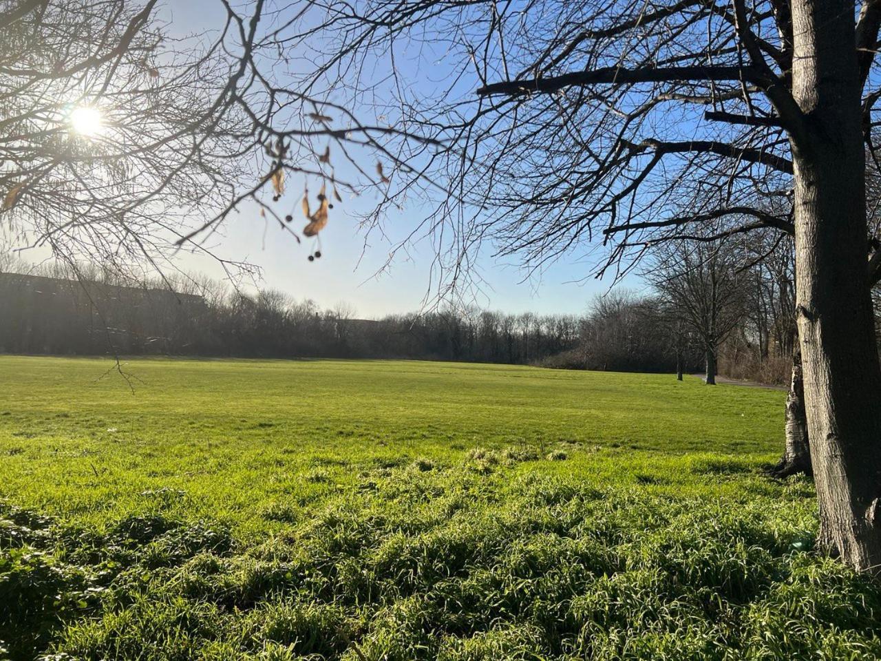 Apartamento Lovely 2 Bedroom Flat With Free Parking, Great Transport Links To London, The Excel Centre, Canary Wharf And The O2! Londres