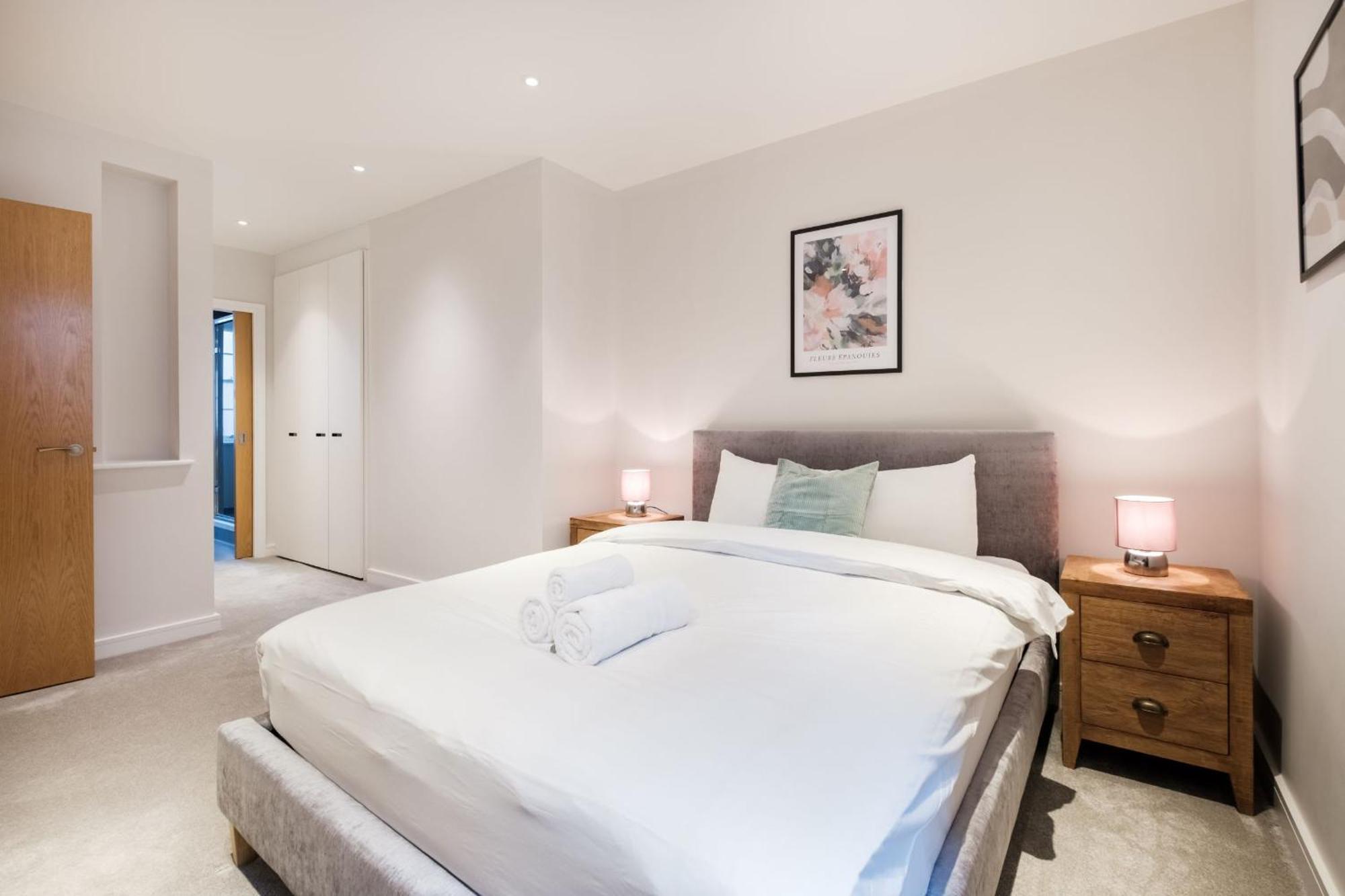 Of - 2br - Cityapartmentstay Apartamento