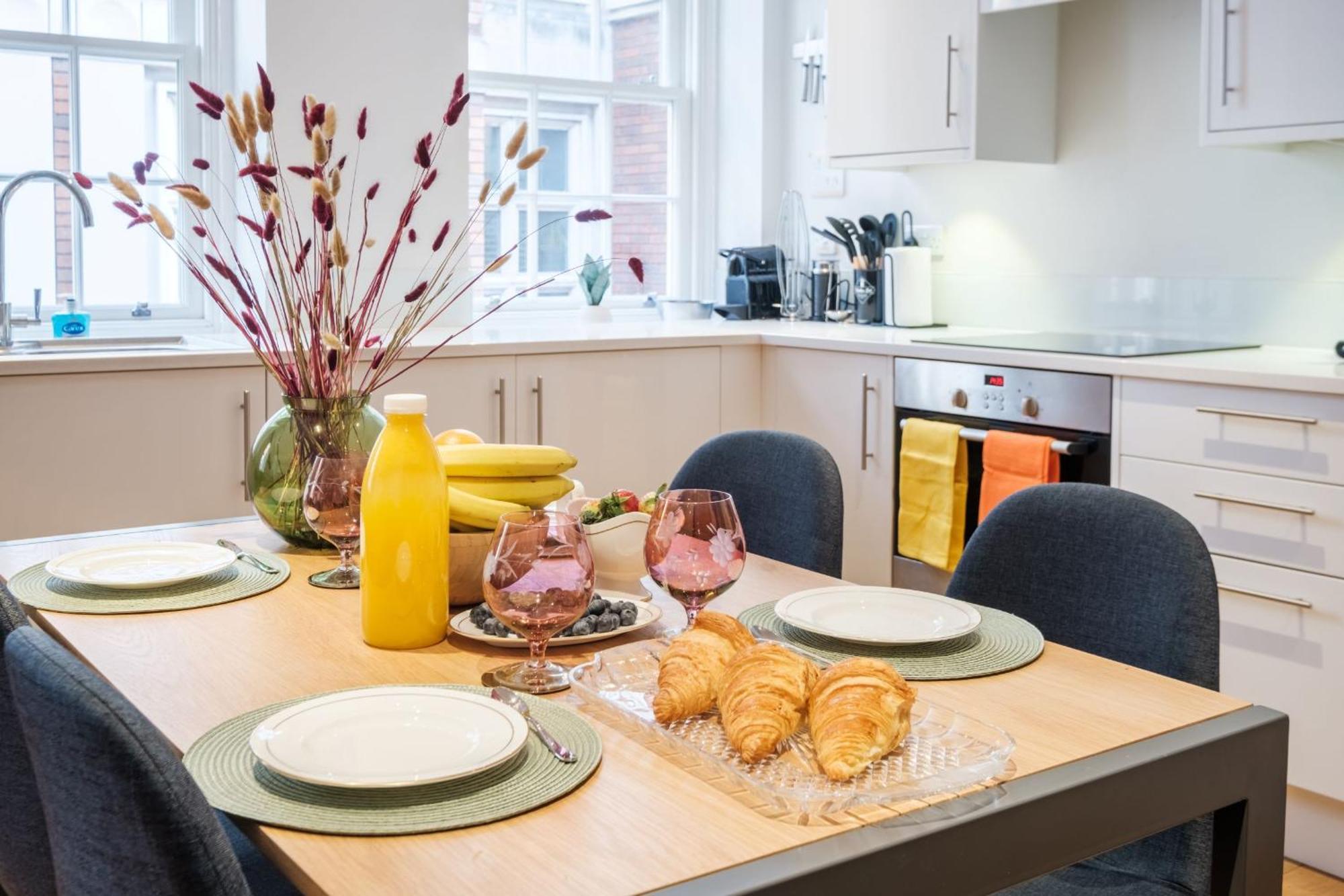 Of - 2br - Cityapartmentstay Apartamento