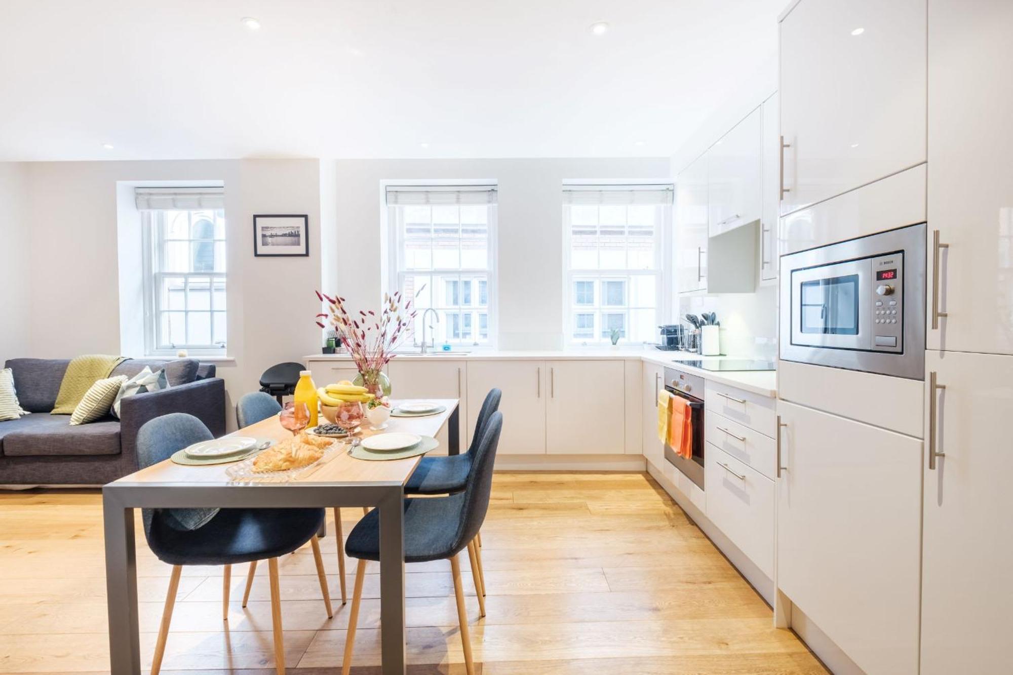 Of - 2br - Cityapartmentstay Apartamento