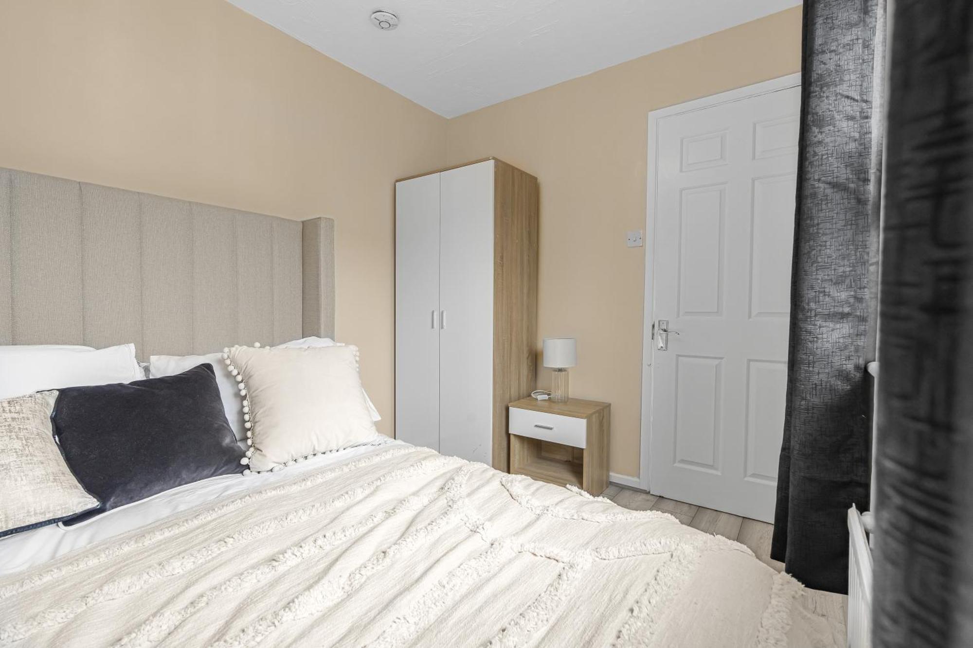 Serviced - For Families Or Corporate Apartamento *