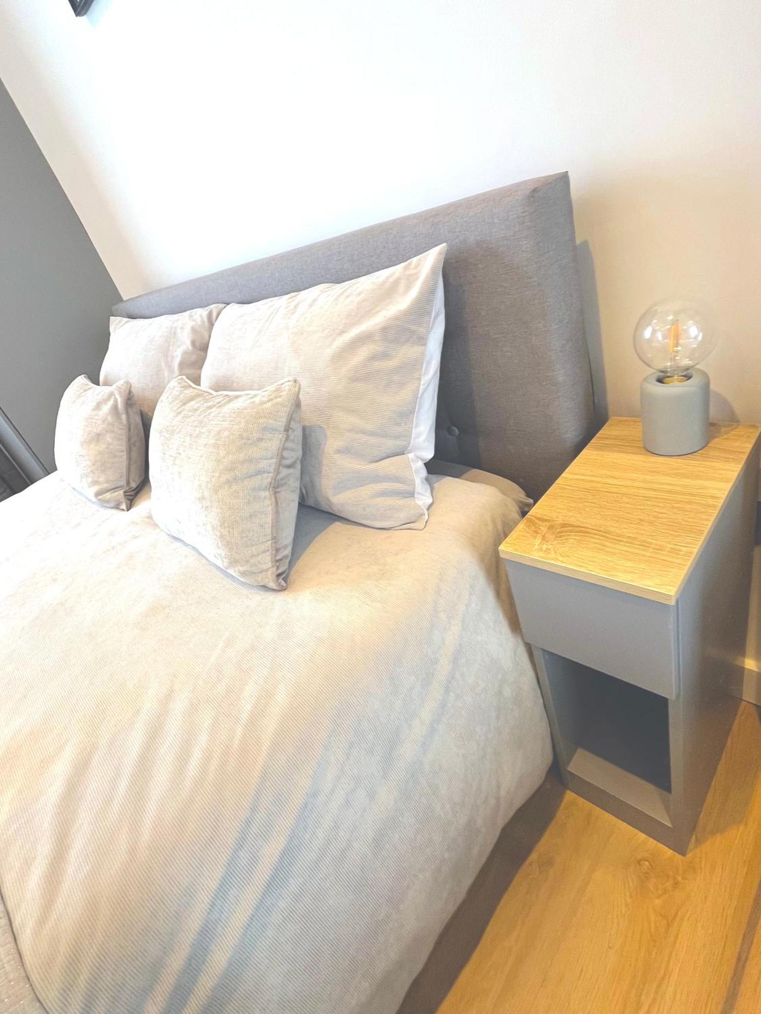 The Comfort You Need In Is 16 Minutes Away From Central London